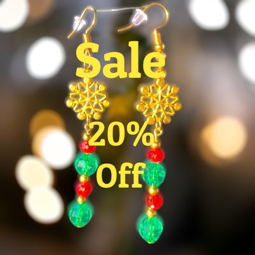 Elegant Gold and Green Dangle Earrings